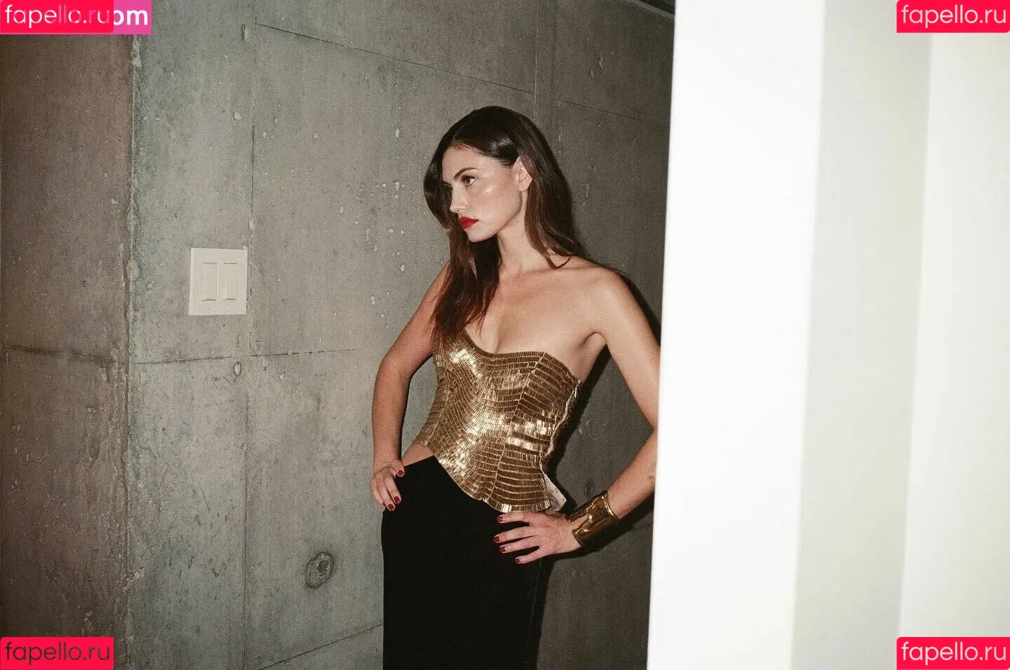 Phoebe Tonkin Onlyfans Photo Gallery 