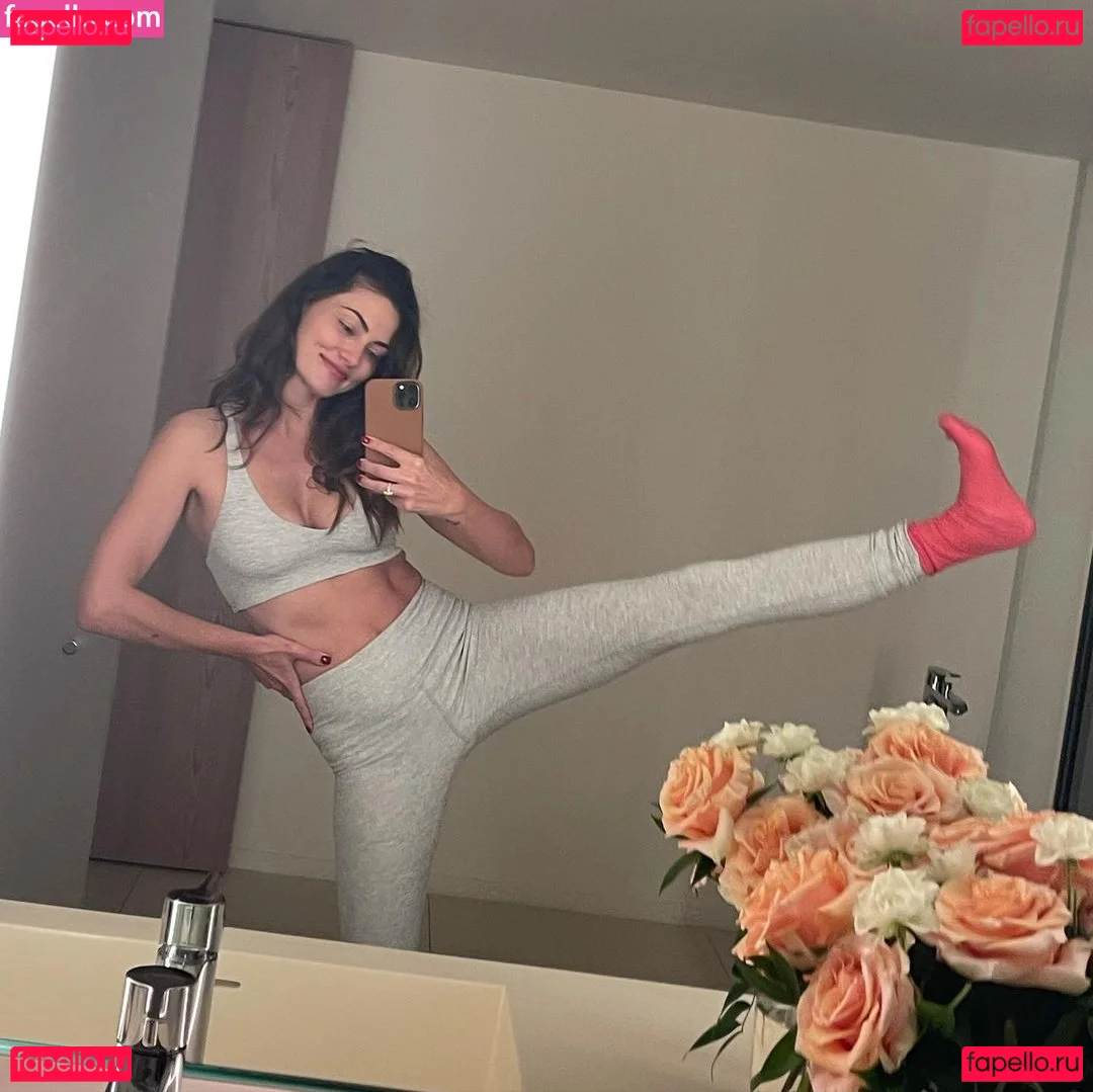 Phoebe Tonkin Onlyfans Photo Gallery 