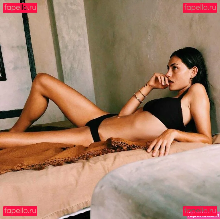 Phoebe Tonkin Onlyfans Photo Gallery 