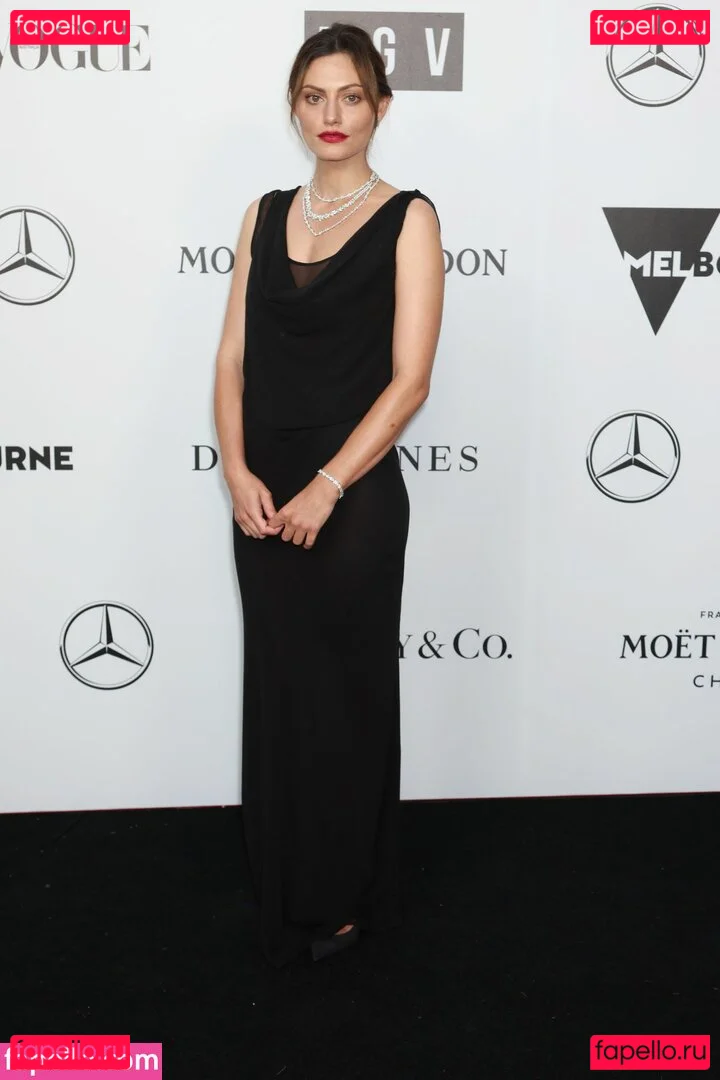 Phoebe Tonkin Onlyfans Photo Gallery 