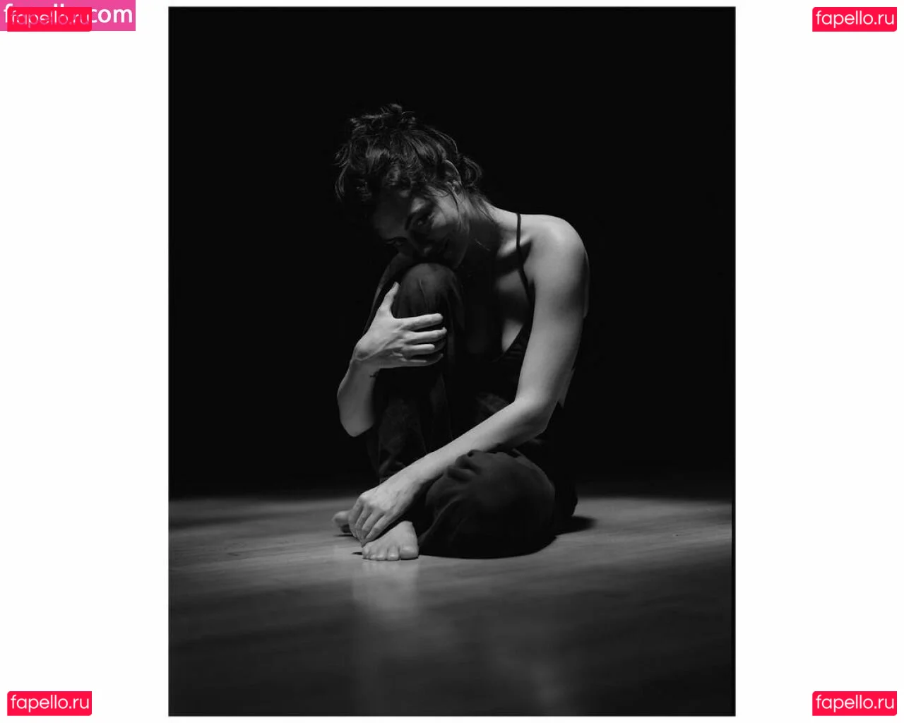 Phoebe Tonkin Onlyfans Photo Gallery 