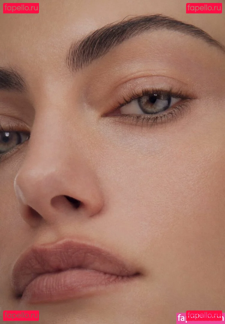 Phoebe Tonkin Onlyfans Photo Gallery 