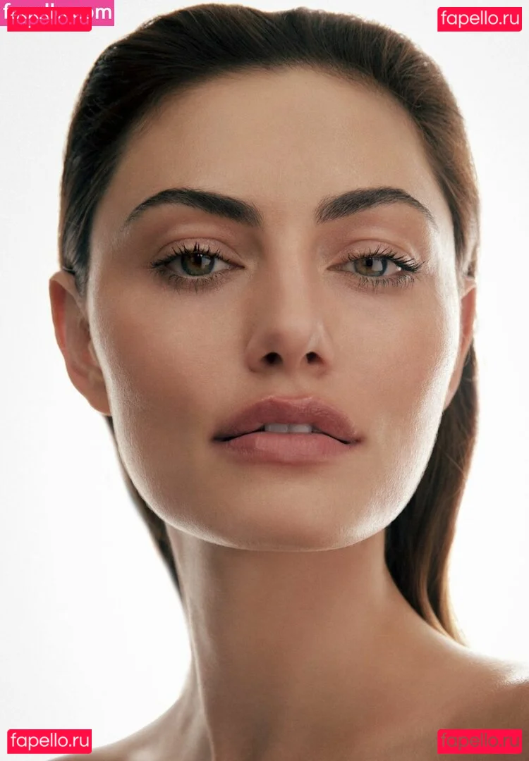 Phoebe Tonkin Onlyfans Photo Gallery 