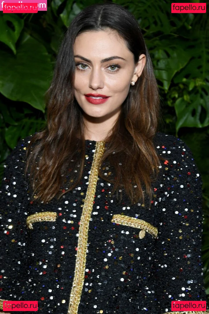 Phoebe Tonkin Onlyfans Photo Gallery 