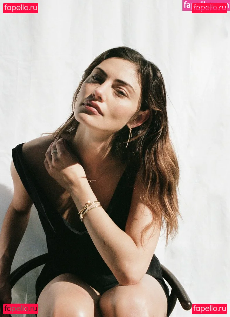 Phoebe Tonkin Onlyfans Photo Gallery 