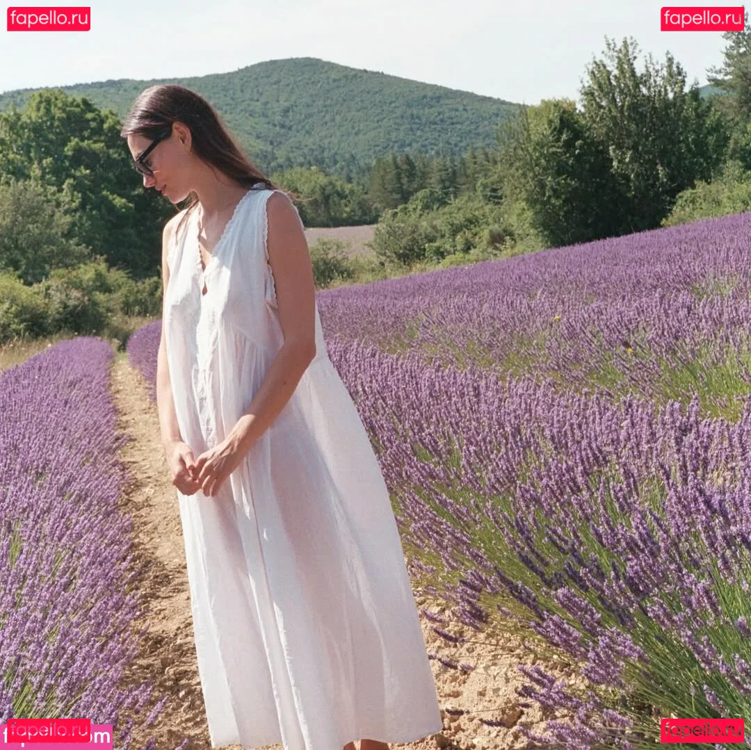 Phoebe Tonkin Onlyfans Photo Gallery 