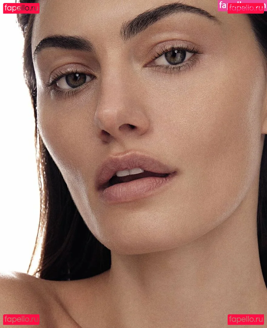 Phoebe Tonkin Onlyfans Photo Gallery 
