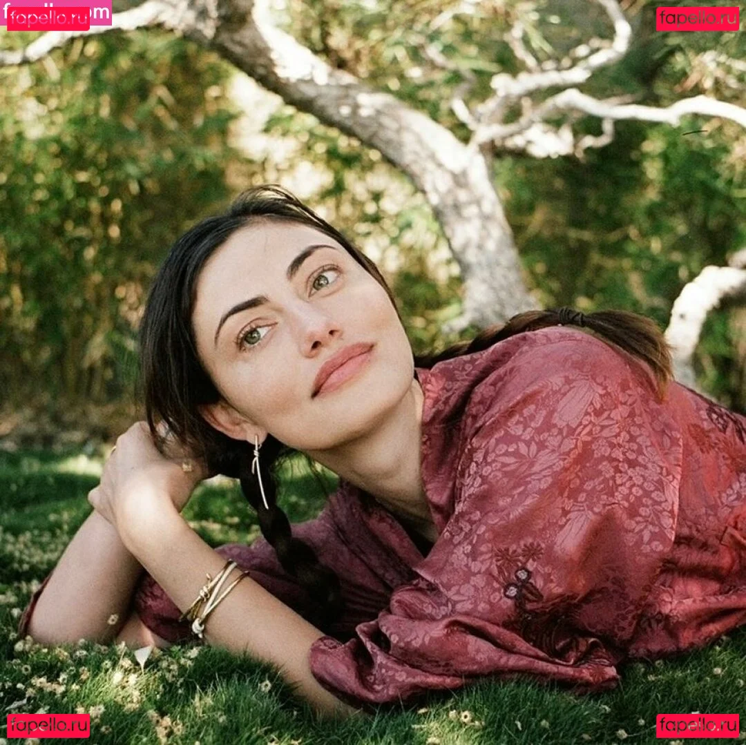 Phoebe Tonkin Onlyfans Photo Gallery 