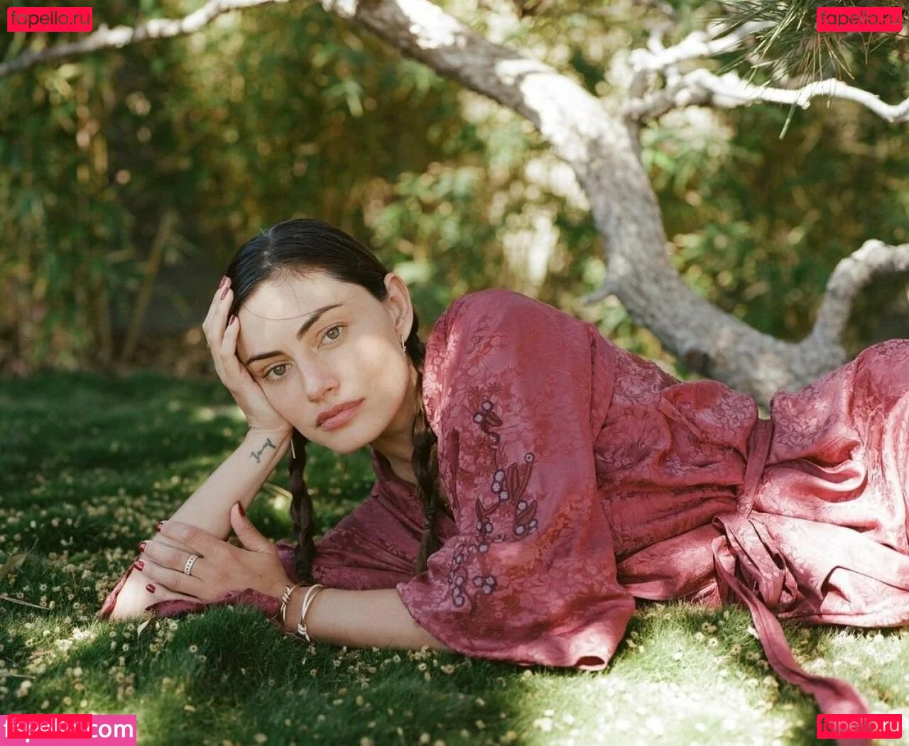 Phoebe Tonkin Onlyfans Photo Gallery 