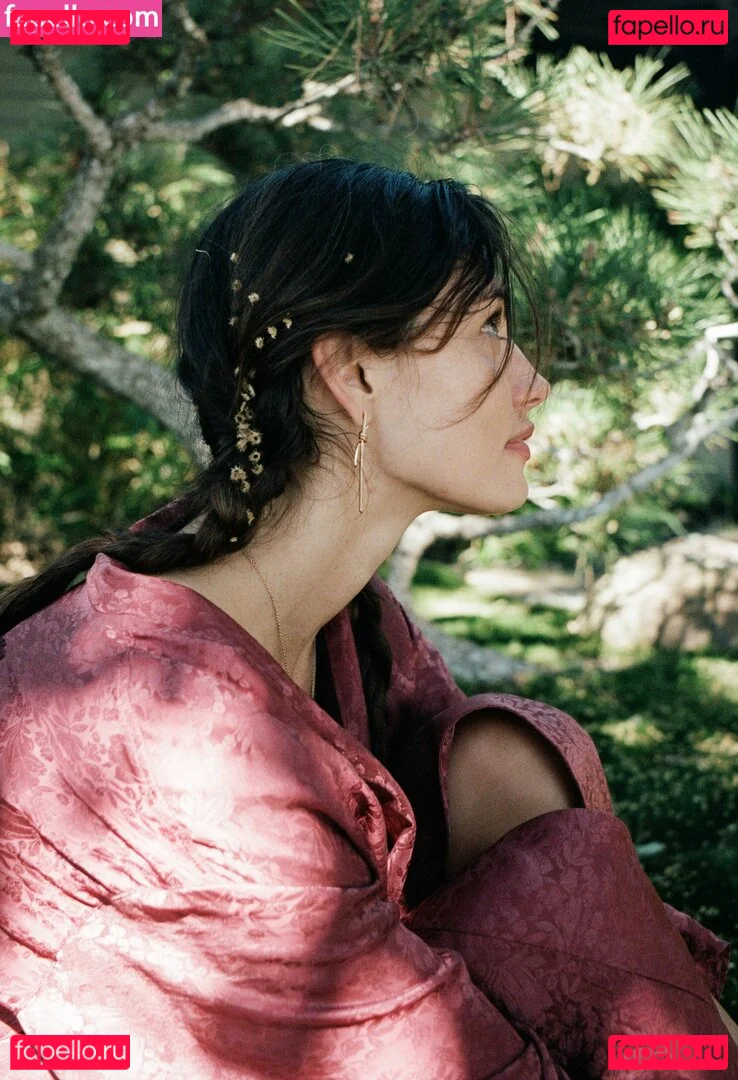 Phoebe Tonkin Onlyfans Photo Gallery 