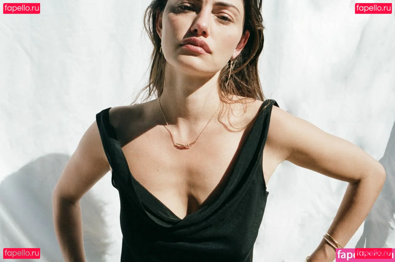 Phoebe Tonkin Onlyfans Photo Gallery 