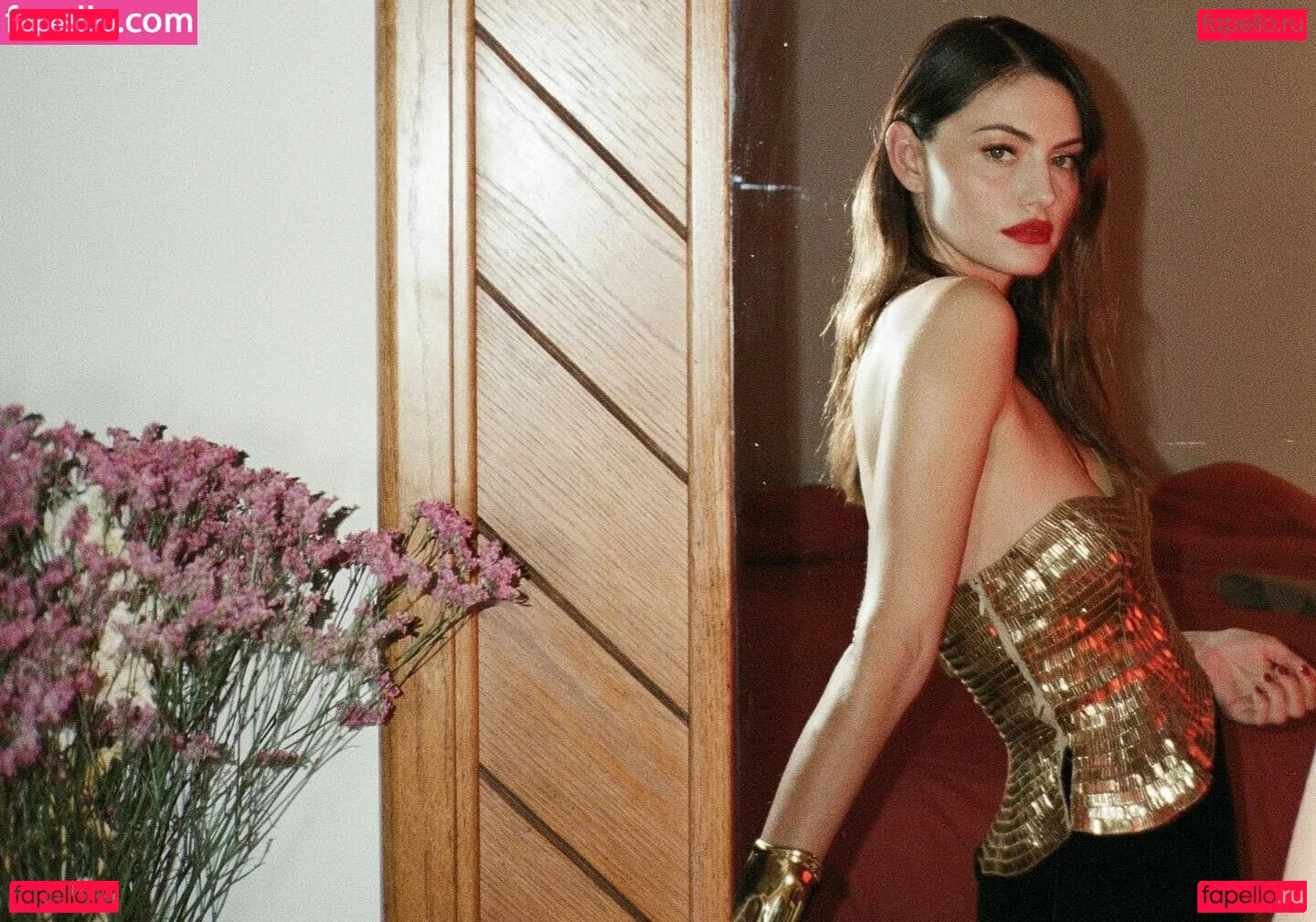 Phoebe Tonkin Onlyfans Photo Gallery 