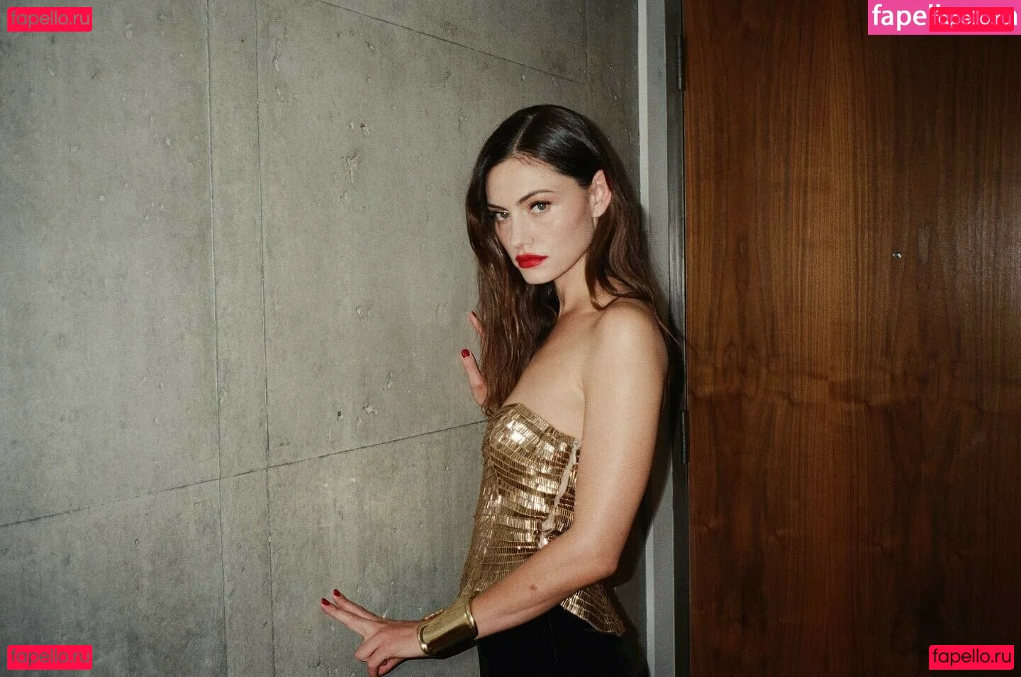 Phoebe Tonkin Onlyfans Photo Gallery 