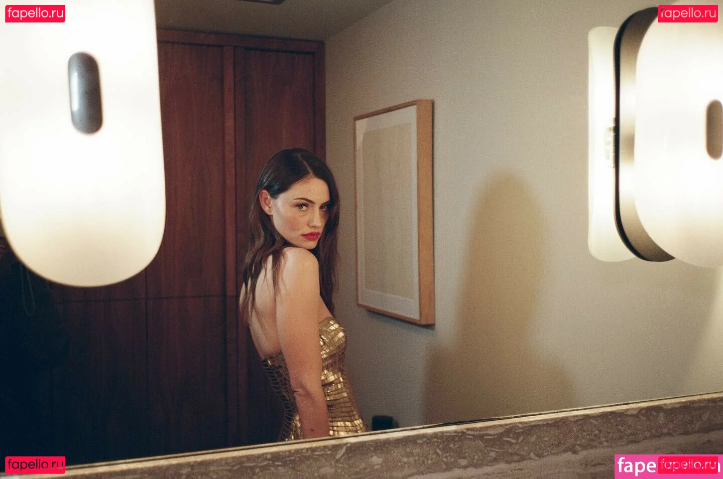 Phoebe Tonkin Onlyfans Photo Gallery 