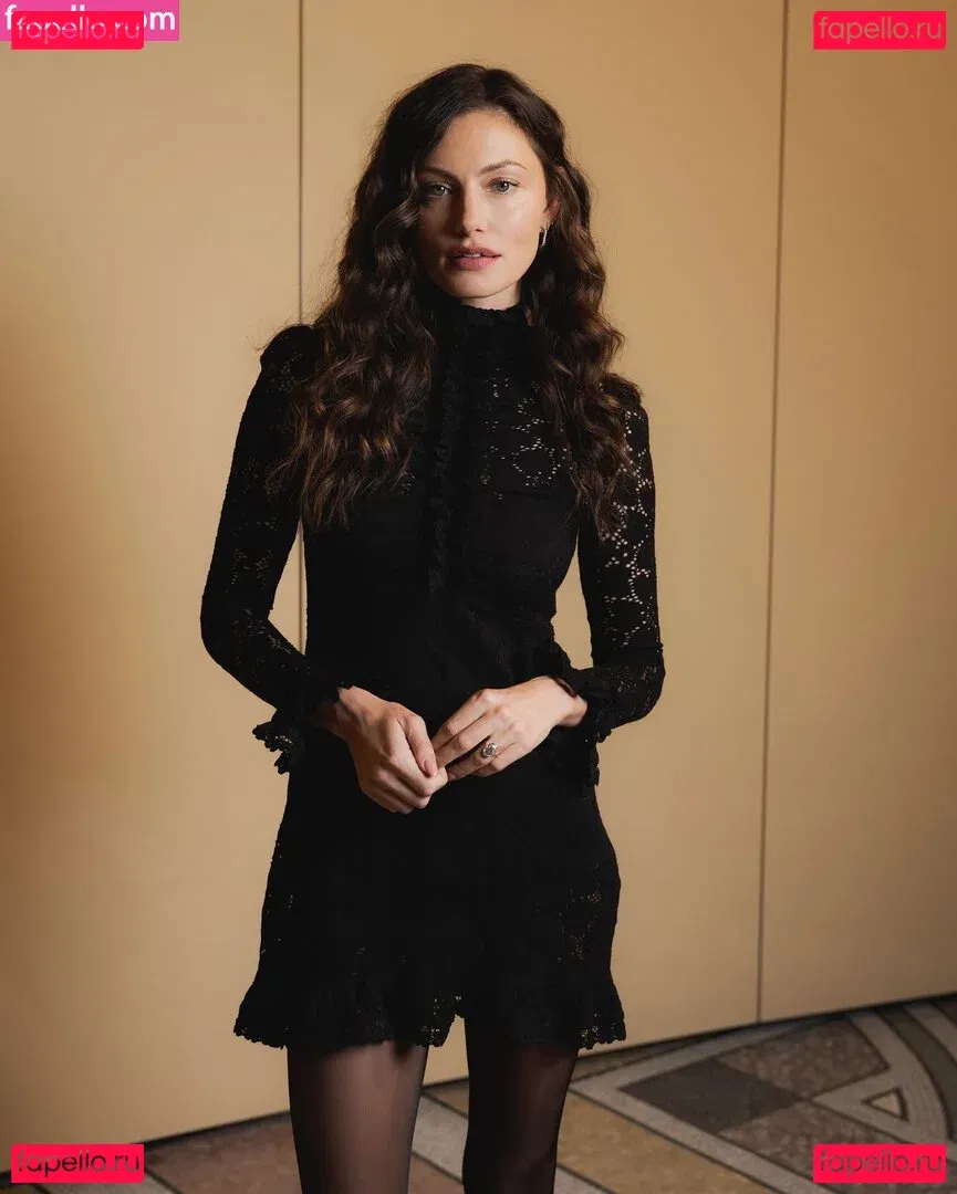 Phoebe Tonkin Onlyfans Photo Gallery 