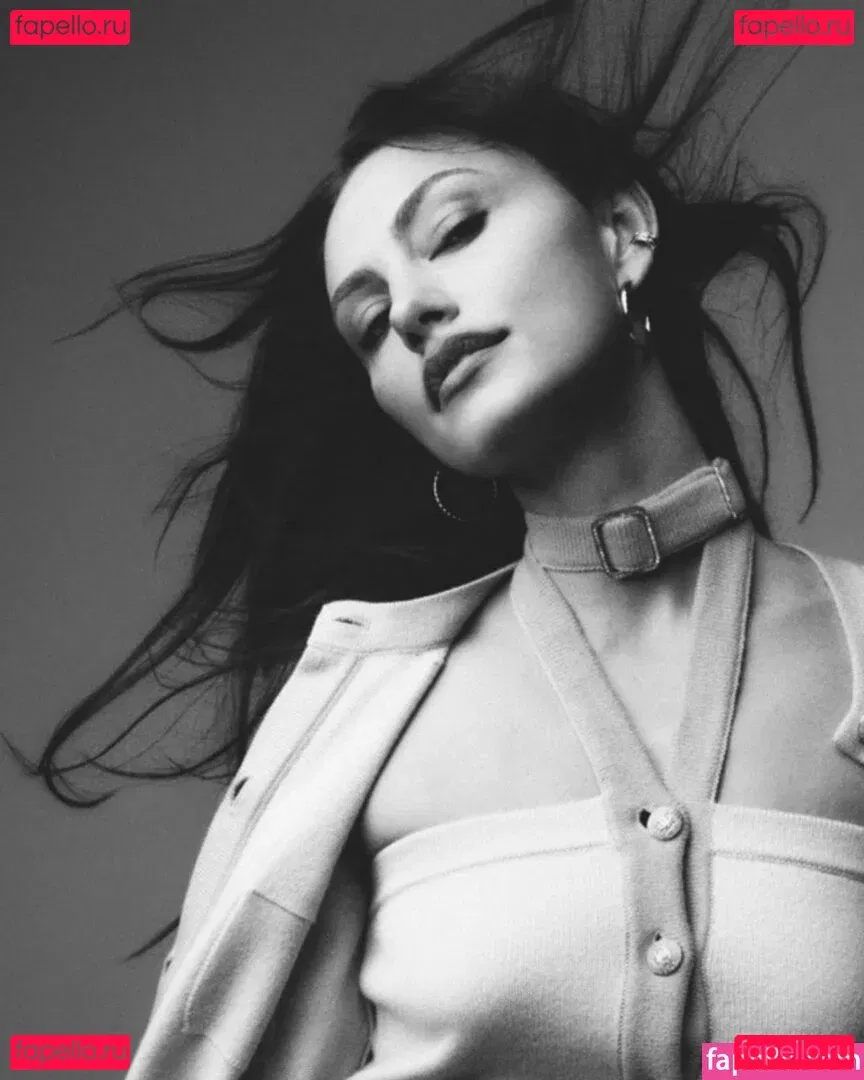 Phoebe Tonkin Onlyfans Photo Gallery 