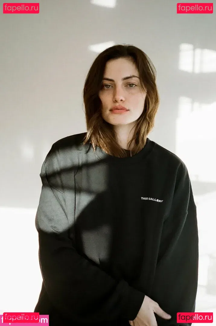 Phoebe Tonkin Onlyfans Photo Gallery 