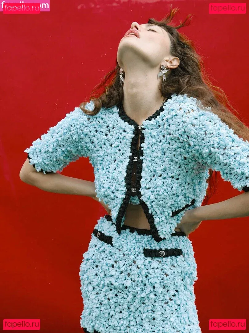 Phoebe Tonkin Onlyfans Photo Gallery 