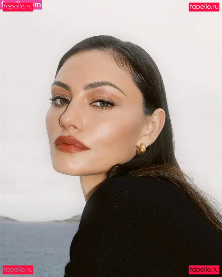Phoebe Tonkin Onlyfans Photo Gallery 