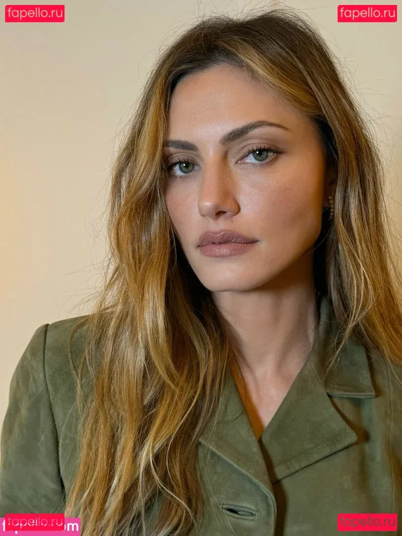 Phoebe Tonkin Onlyfans Photo Gallery 
