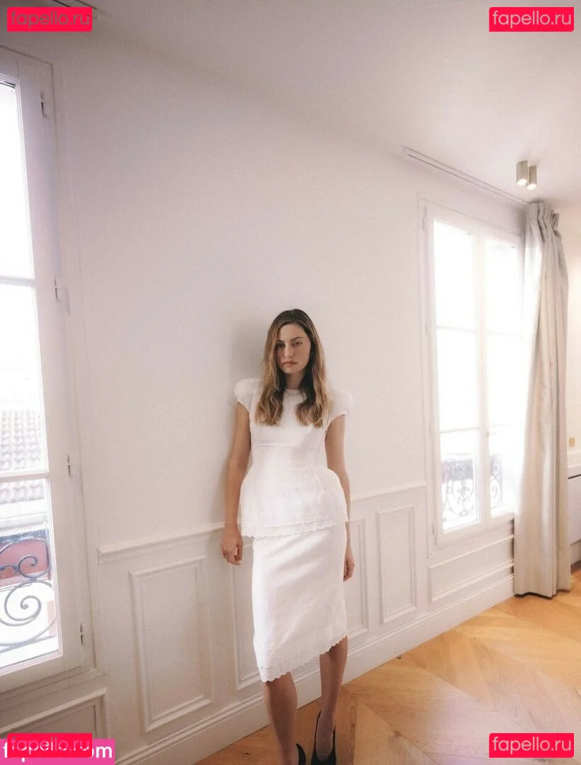 Phoebe Tonkin Onlyfans Photo Gallery 