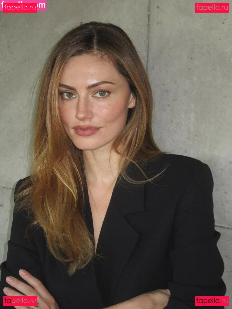 Phoebe Tonkin Onlyfans Photo Gallery 