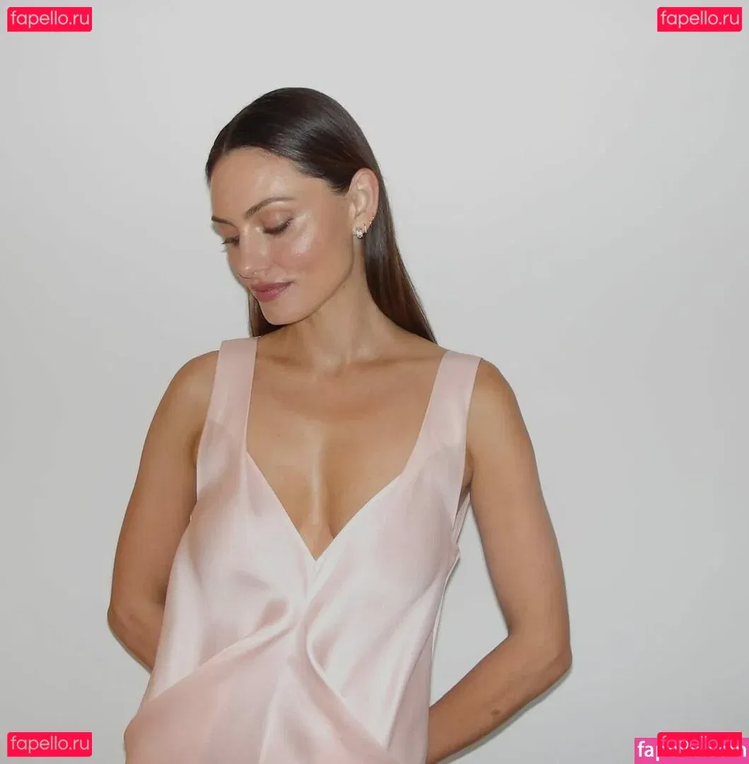 Phoebe Tonkin Onlyfans Photo Gallery 