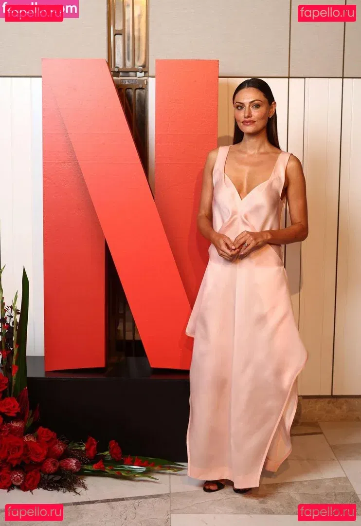 Phoebe Tonkin Onlyfans Photo Gallery 