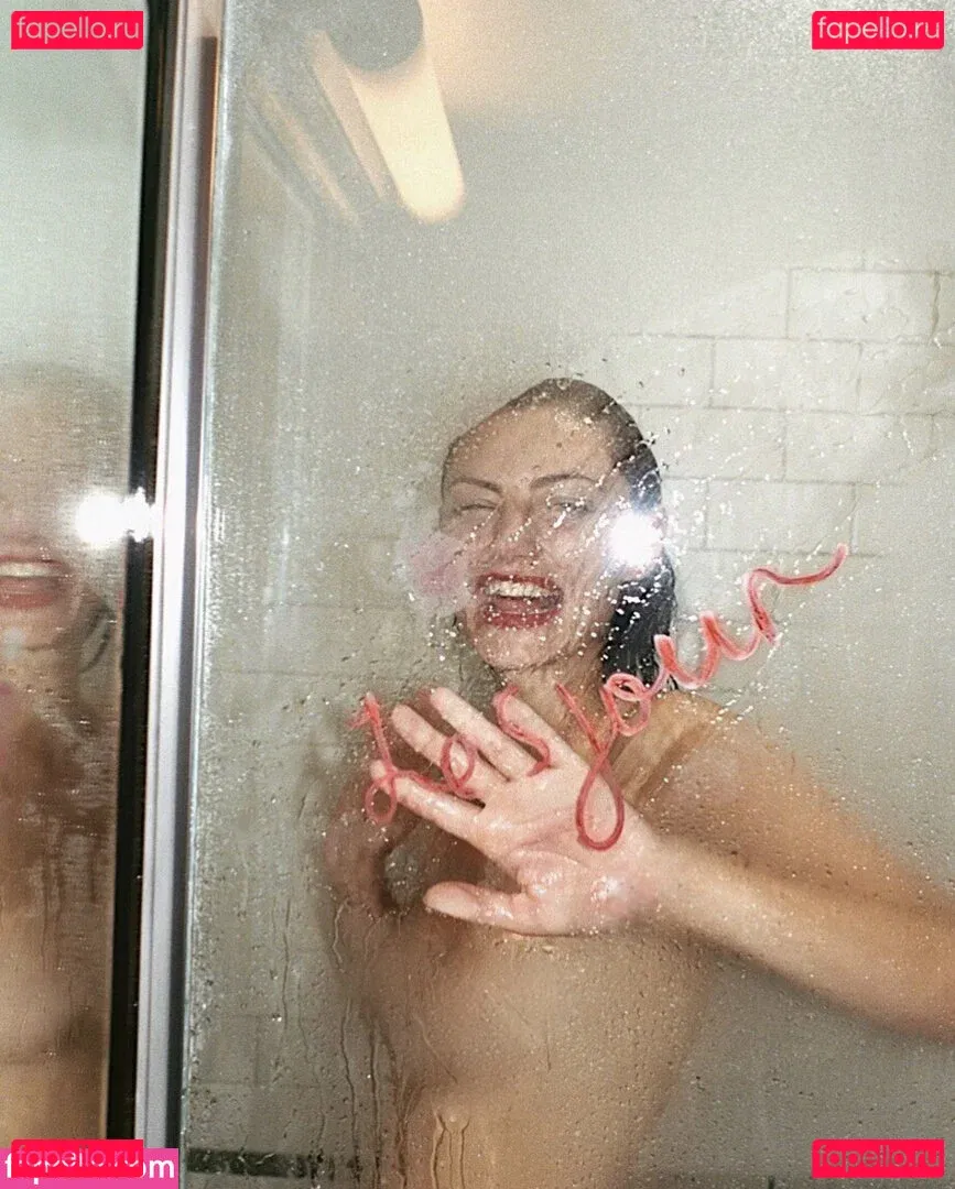 Phoebe Tonkin Onlyfans Photo Gallery 