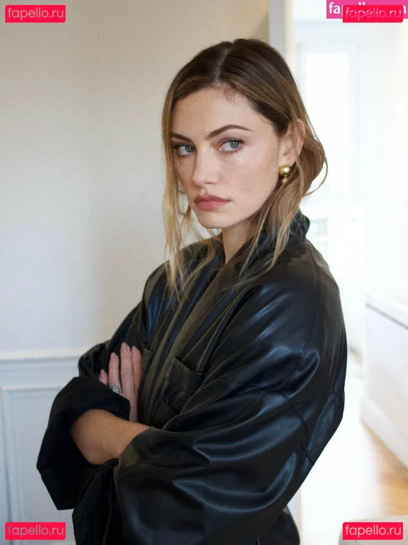 Phoebe Tonkin Onlyfans Photo Gallery 