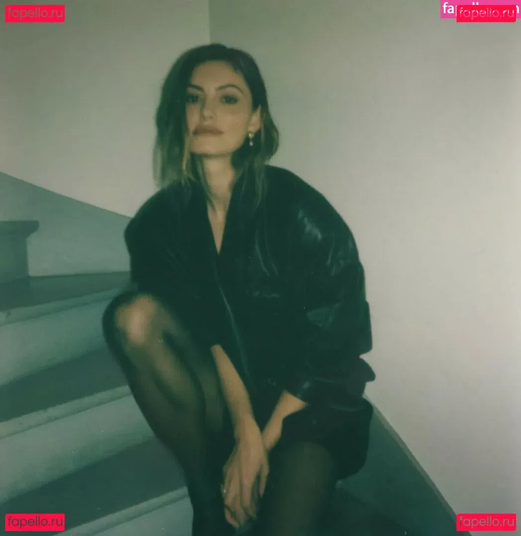 Phoebe Tonkin Onlyfans Photo Gallery 