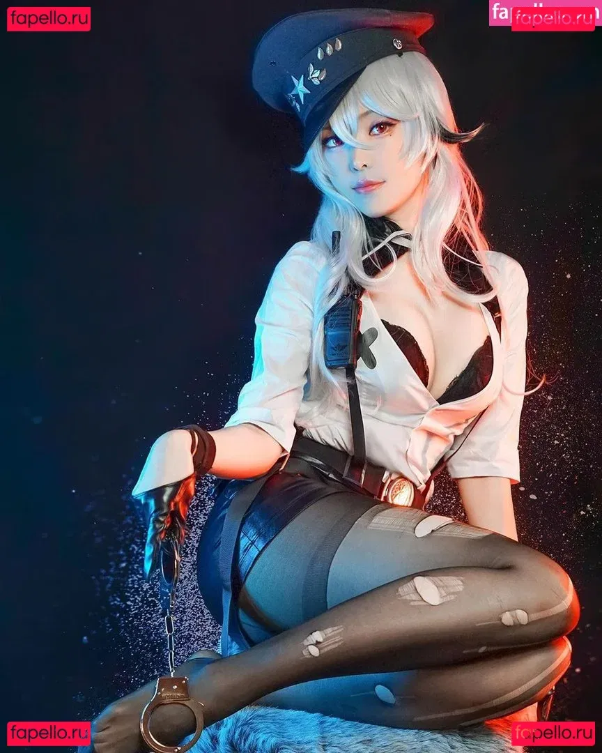 eeelyeee Onlyfans Photo Gallery 