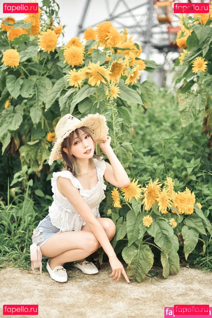 eeelyeee Onlyfans Photo Gallery 