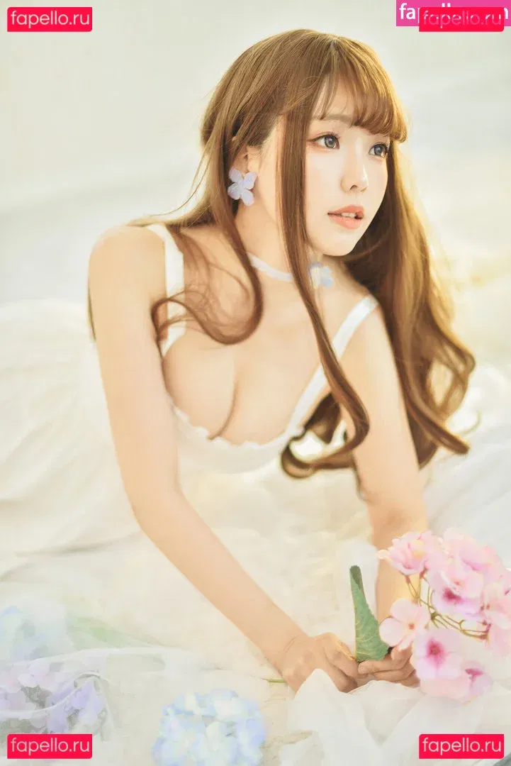 eeelyeee Onlyfans Photo Gallery 