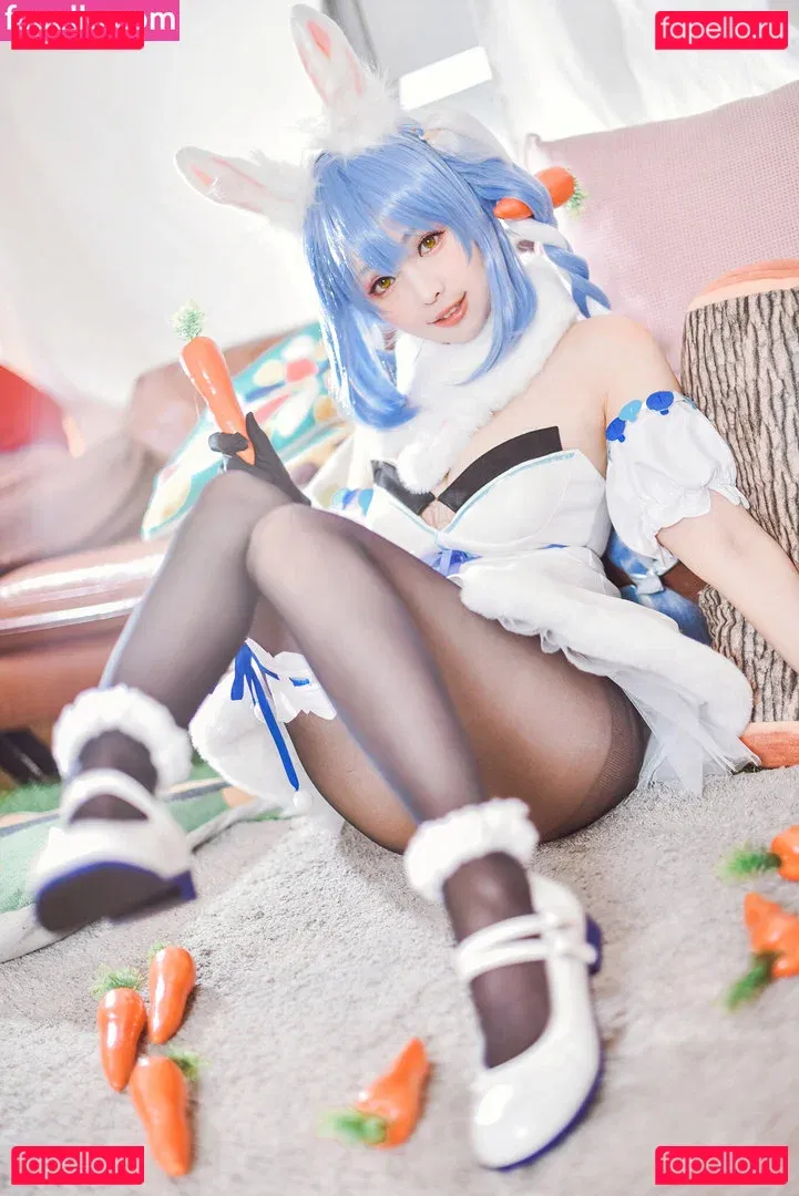 eeelyeee Onlyfans Photo Gallery 