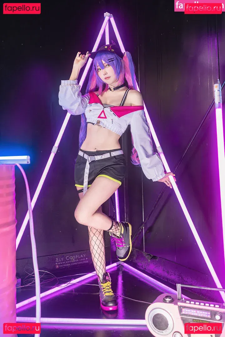 eeelyeee Onlyfans Photo Gallery 