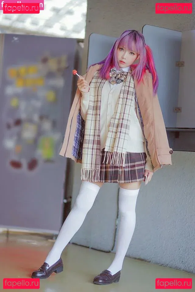 eeelyeee Onlyfans Photo Gallery 