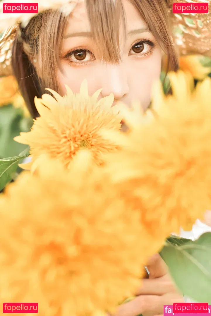 eeelyeee Onlyfans Photo Gallery 