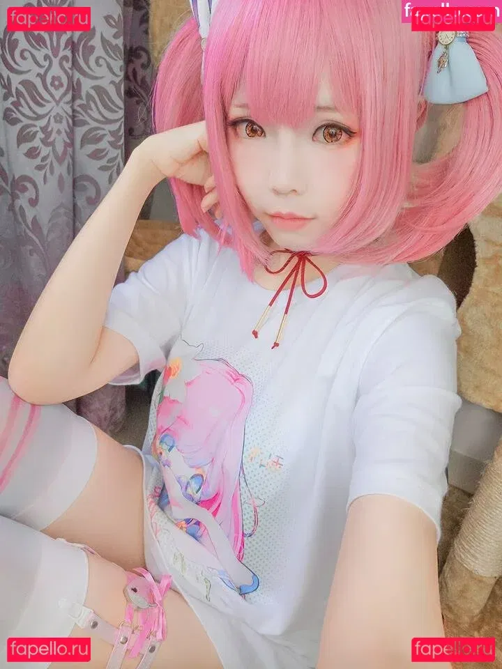 eeelyeee Onlyfans Photo Gallery 