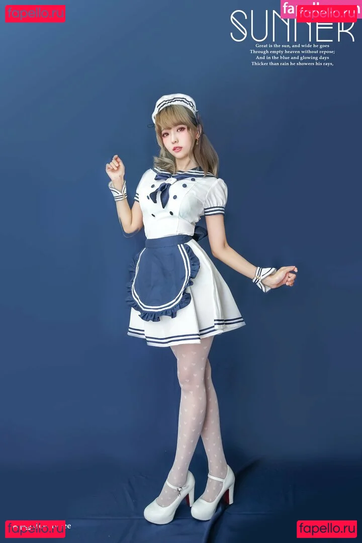 eeelyeee Onlyfans Photo Gallery 