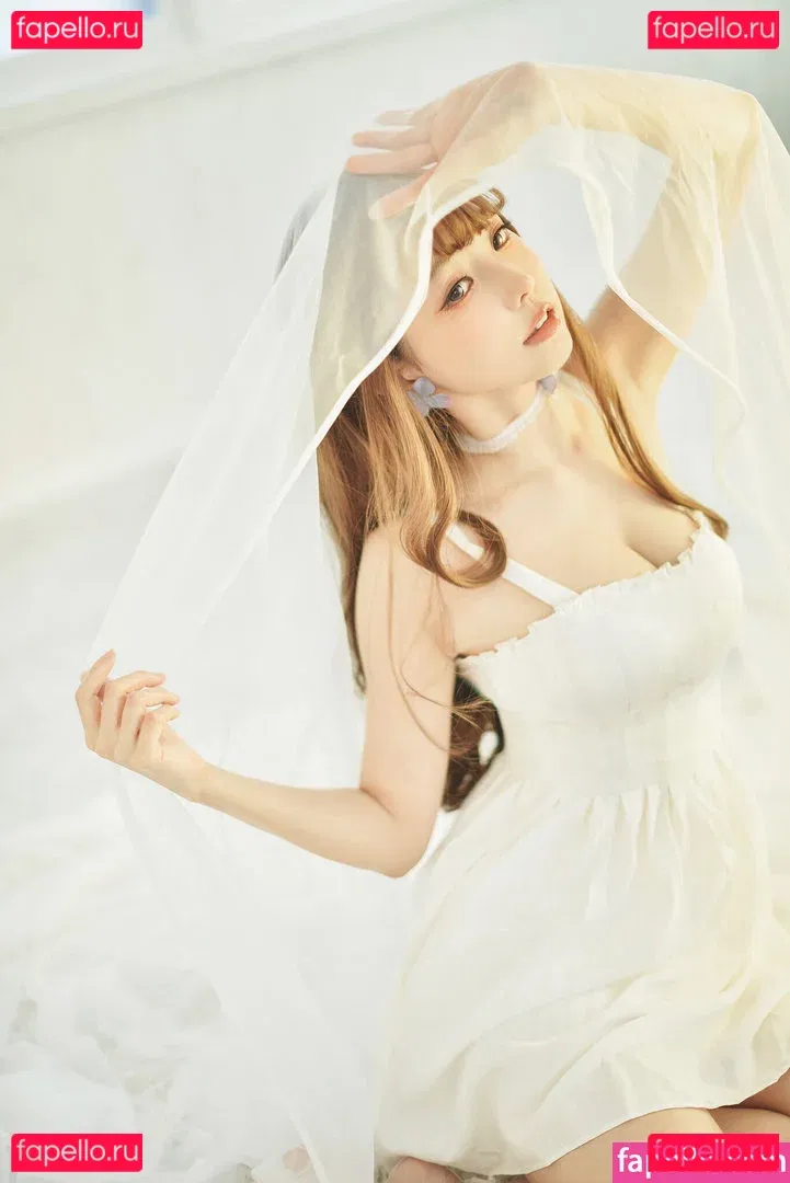 eeelyeee Onlyfans Photo Gallery 