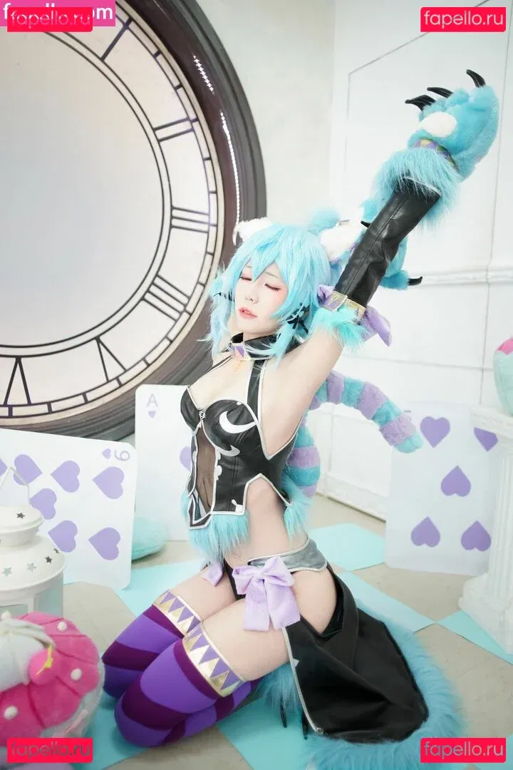 eeelyeee Onlyfans Photo Gallery 