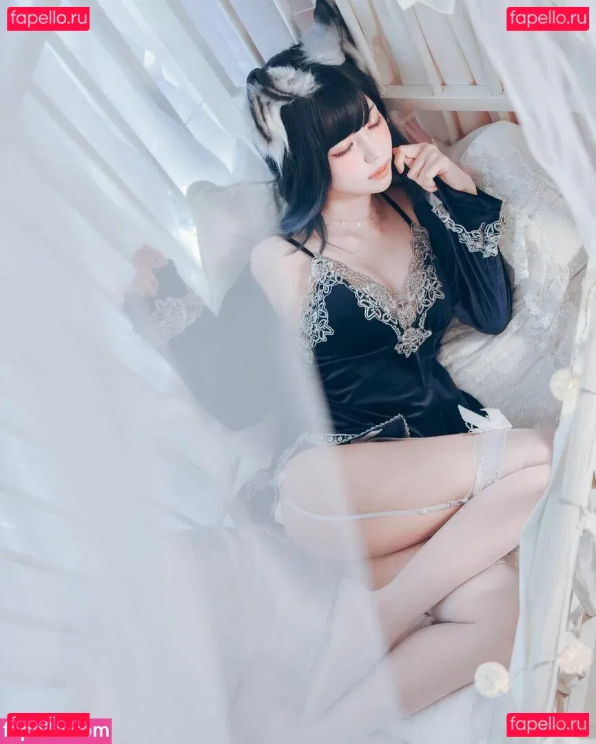 eeelyeee Onlyfans Photo Gallery 