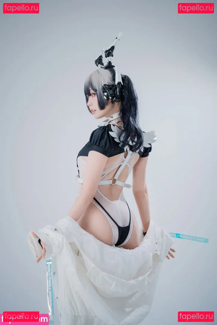 eeelyeee Onlyfans Photo Gallery 