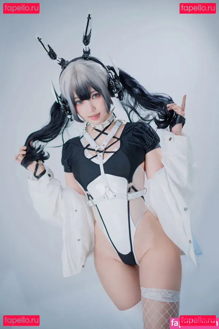 eeelyeee Onlyfans Photo Gallery 