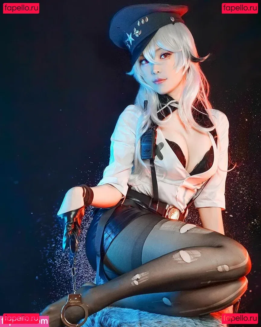 eeelyeee Onlyfans Photo Gallery 