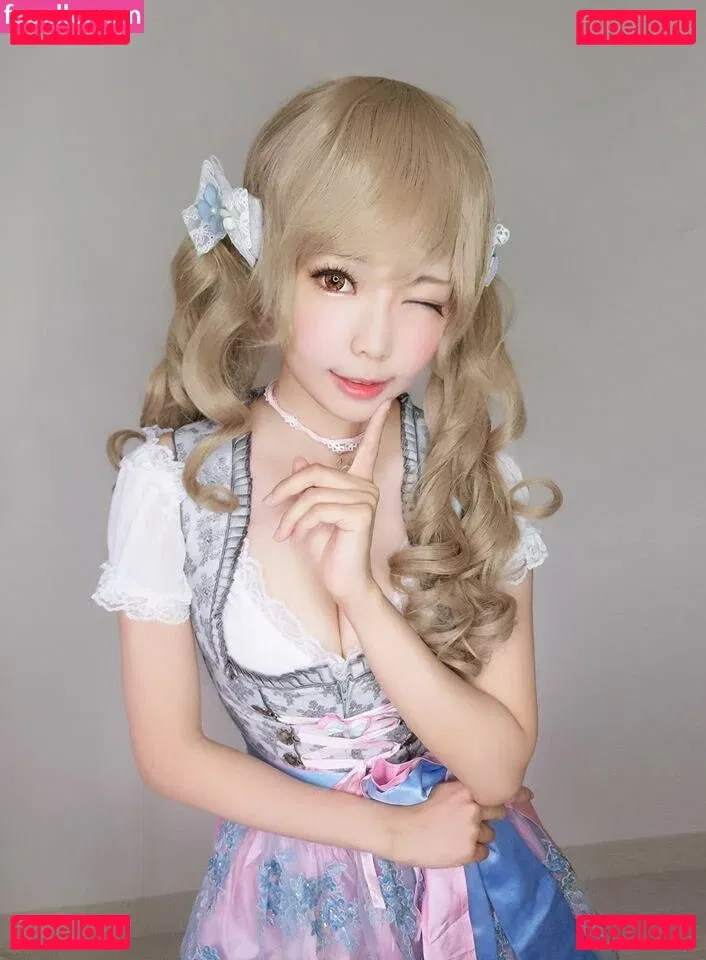 eeelyeee Onlyfans Photo Gallery 