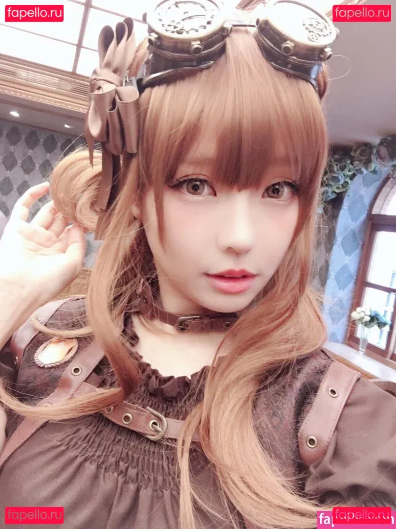 eeelyeee Onlyfans Photo Gallery 