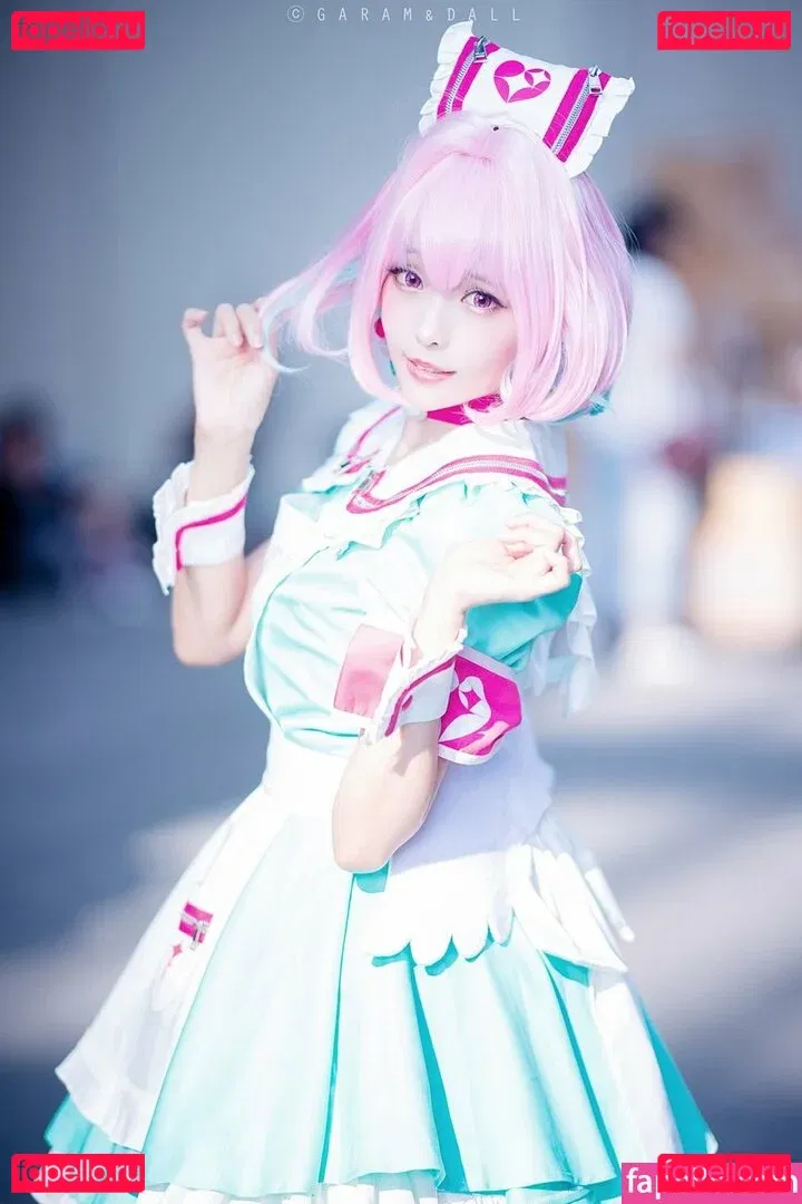 eeelyeee Onlyfans Photo Gallery 