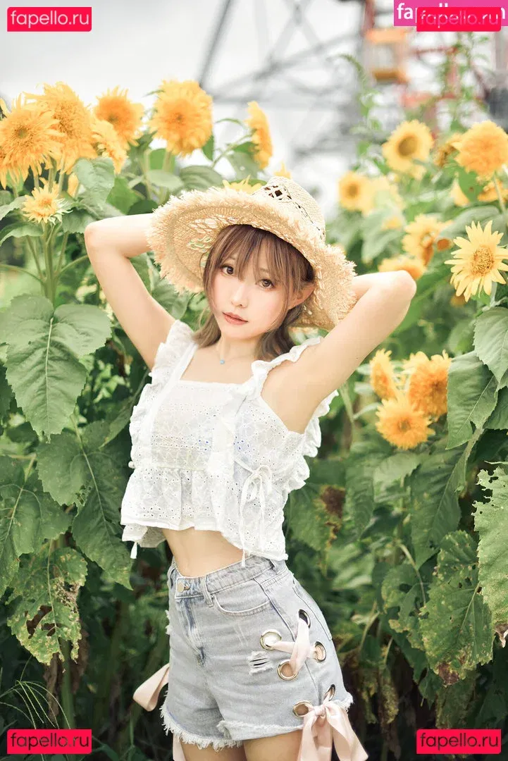 eeelyeee Onlyfans Photo Gallery 